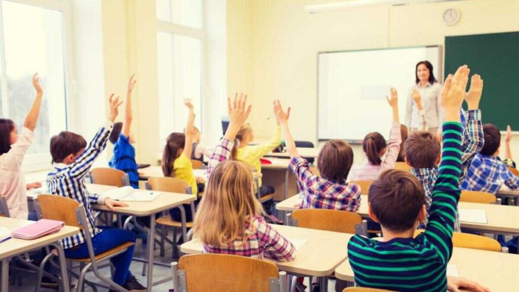 Castilla-La Mancha refuerza la enseñanza de matemáticas con acompañamiento a los centros educativos