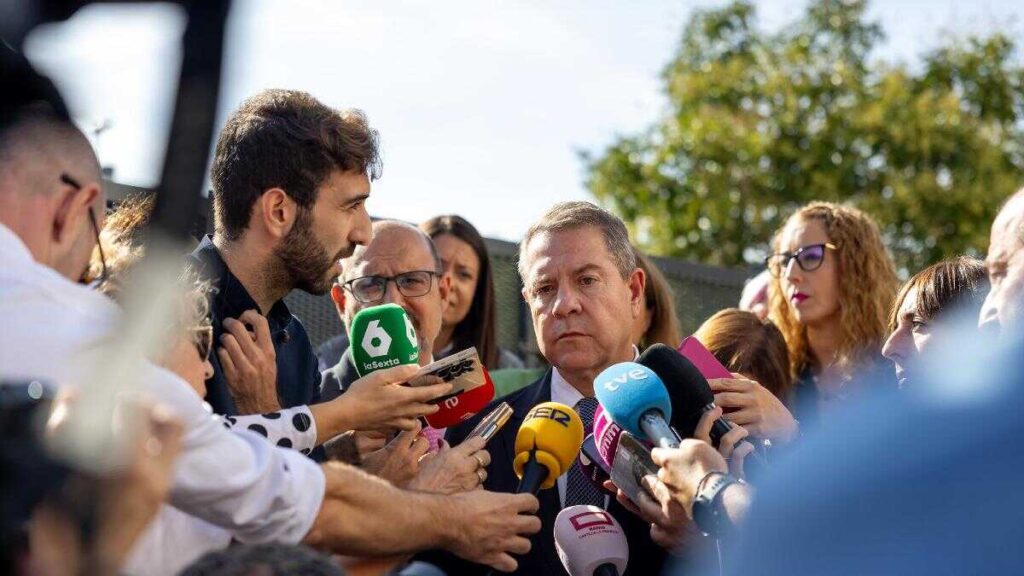 Las elecciones que pedía Page ya tienen fecha, pero advierte al PSOE sobre la campaña: «No renuncio a mis postulados»